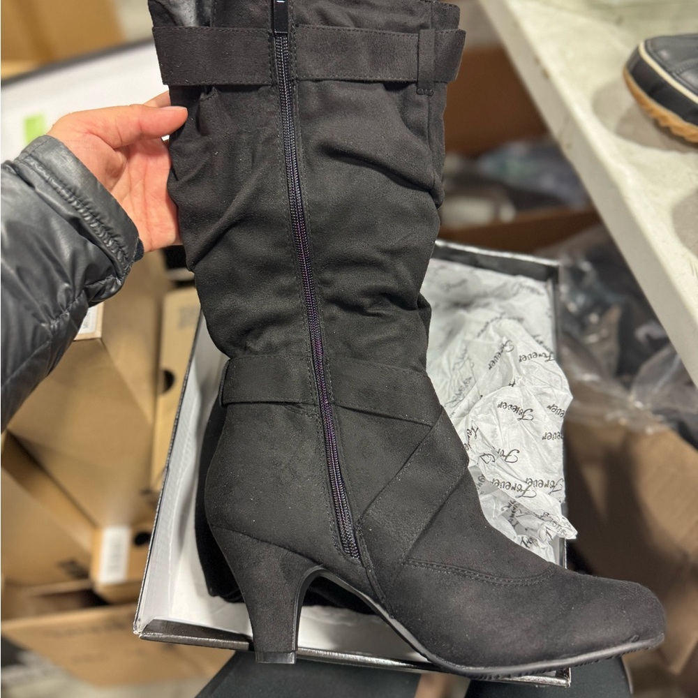 Forever Link Maggie Boots Black Size 8.5
